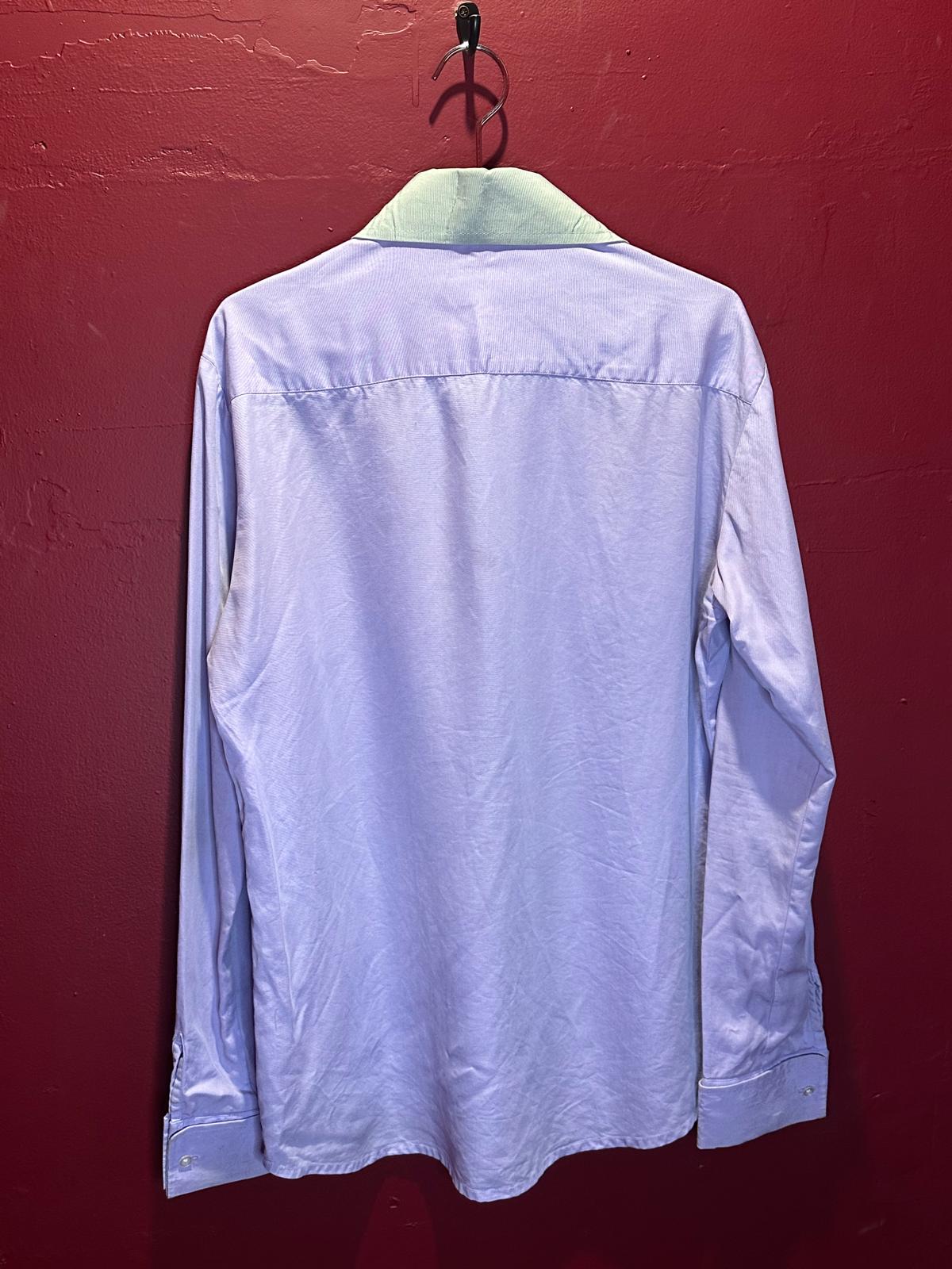 Two-tone shirt